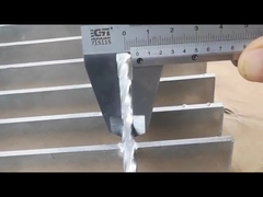 Gegalvaniseerd metalen stalen rooster voor oprit op platformdek