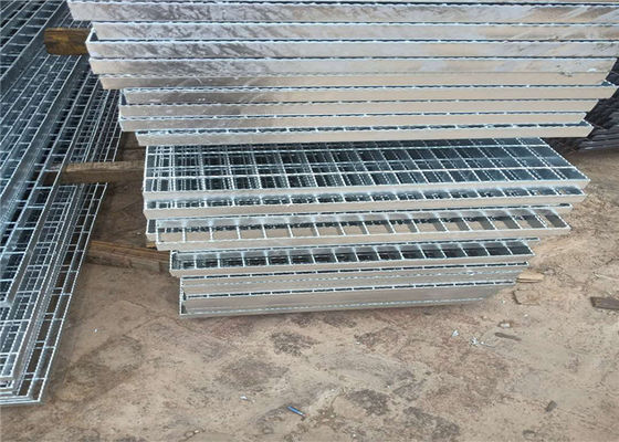 Carbon Steel S235JR Painting or galvanized Serrated Steel Grating