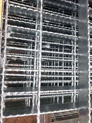 Q235 Hot Galvanized steel Bar Grating Sliver Steel Graiting For Platform