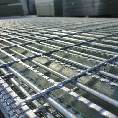 De hete Onderdompeling galvaniseerde het Gemeenschappelijke Industriële Staal die van Q235 Standaardgewicht raspen