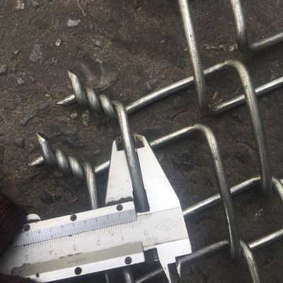 Hoogte 1,5 m Boerderij 4,0 mm Draaddiameter Keten Link Zaal gegalvaniseerd