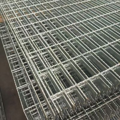 3 mm 35 mm versterkte dragerstaal rooster voor zware vloer