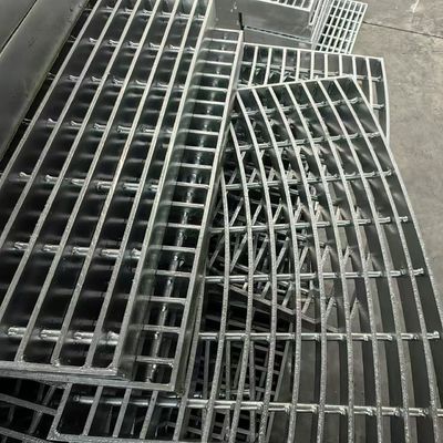 30 mm staal vloer dekrooi rooster platte staaf Lasproces warm gegalvaniseerd