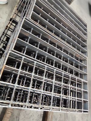 3000 mm lengte geanodiseerd aluminium open rooster voor optimale lichttransmissie