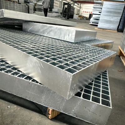 Decking Floor Hot Dip gegalvaniseerd stalen rooster met 30 mm lager bar spacing