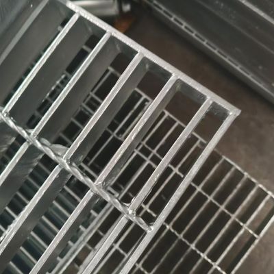Zware roestvrij staal textuur roostergraaf dekking voor industriële