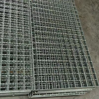30 mm lagerbalk pitch gezaagde stalen rooster OEM beschikbaar