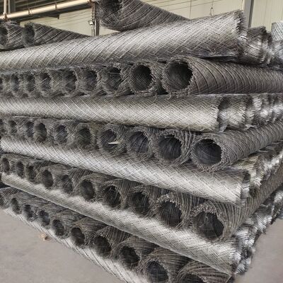 Uitgebreide plaat van lichtgewicht en eenvoudig te installeren met een eenvoudige structuur geschikt voor industriële bouw en decoratie